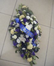 double ended spray in blues and whites