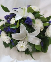 white and purple posy